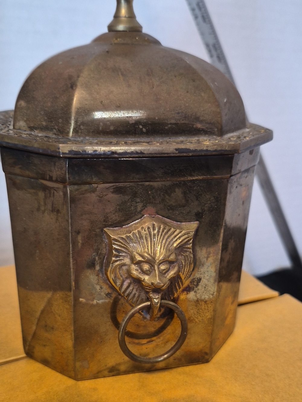 SOLID BRASS, Lion Head Accent Container. Lid And Hing Good Working Order